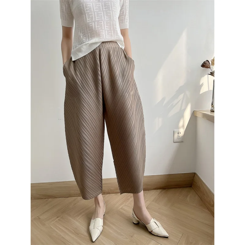 Miyake Pleated Pants Women's 2023 New Banana Pants Fashion All-Match Pleated Pants Casual Loose Wide-Leg Pants Streetwear Women