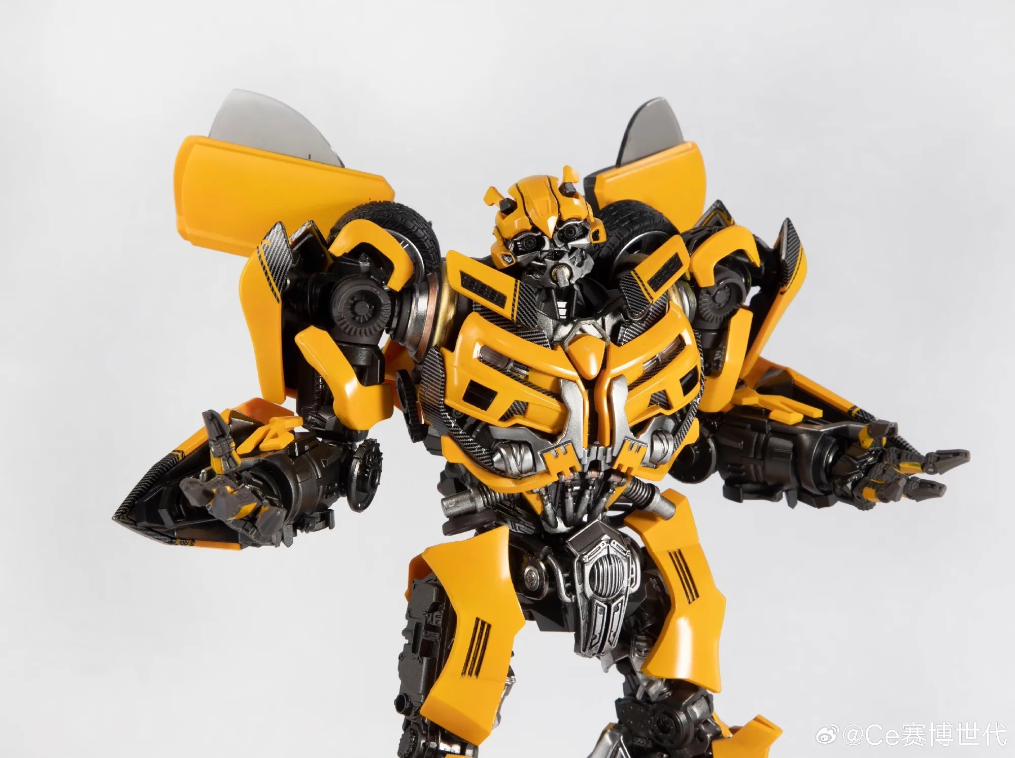 In Stock CE-04 BUMBLEBEE Movable Model Toys 3A Threezero DLX