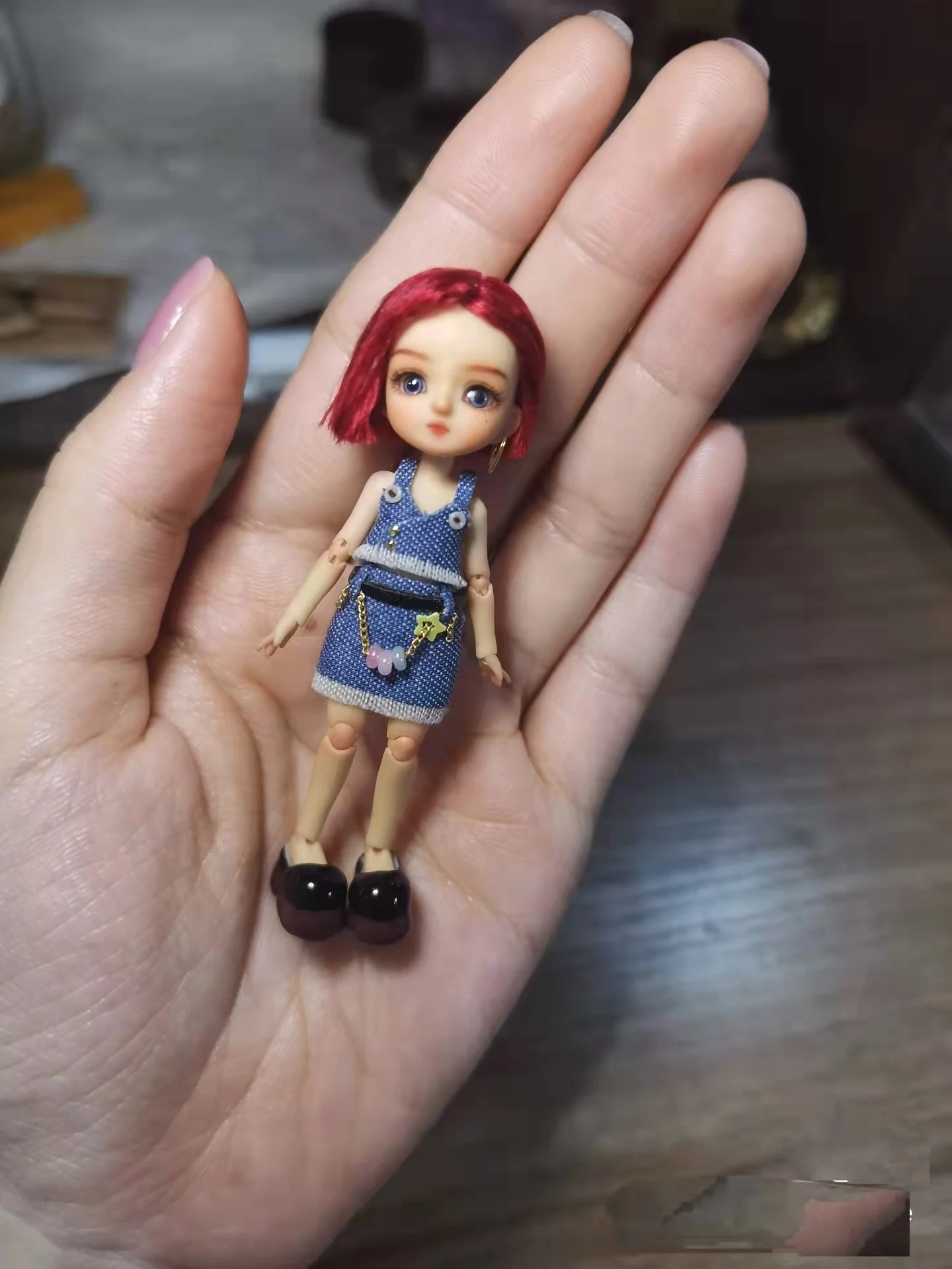 Bjd 7センチメートルドール服のアクセサリー人形ミニ人形