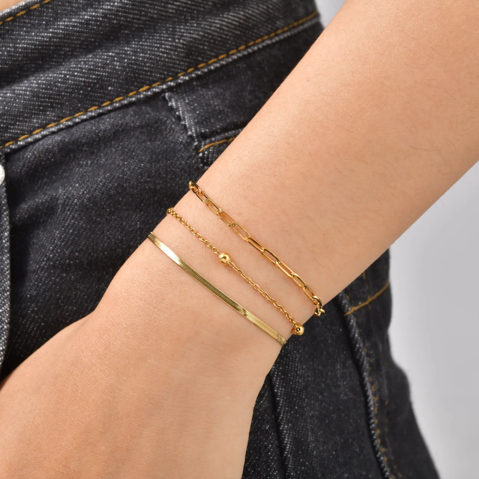 Vnox Edelstahl-Armband-Set für Damen, goldfarbene Kette, 3 Stück/Set, geschichteter Schmuck, verstellbar, 16–21 cm, trendige Armbänder, Geschenk