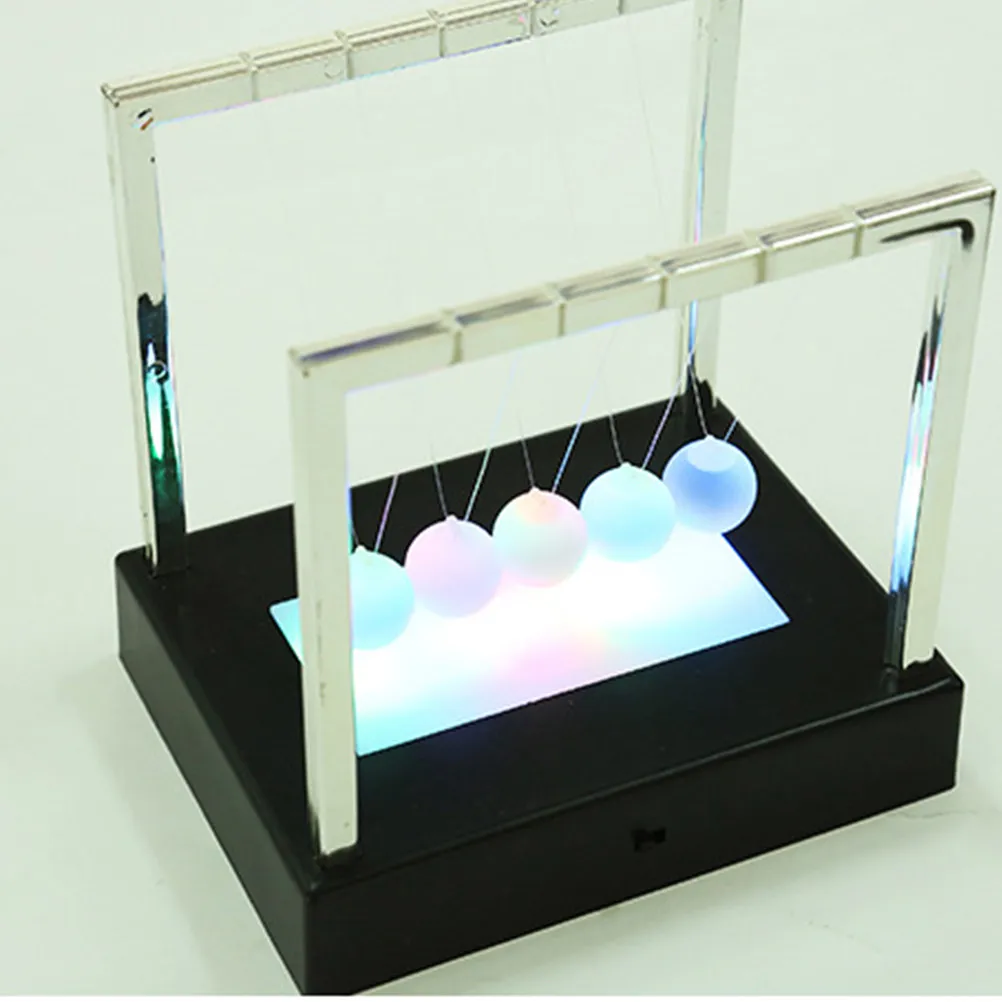 1Pcs Perpetual Motion 12x8.8x12cm 홈 오피스를 위한 현대적인 책상 장식 독특한 진자 디스플레이 에너지 절약