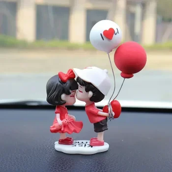 Cartoon Resin Couples Figurine Cute Lovers Balloon Ornament for Car Dashboard  Office Desktop Home Decor Lovely Kiss Miniatures