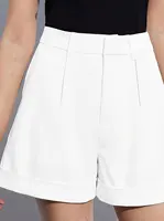 White Women's Oversized Woven Solid Color Casual Shorts Comfortable Loose Fit High Waist Knee-Length Summer Fashion White - Image 5