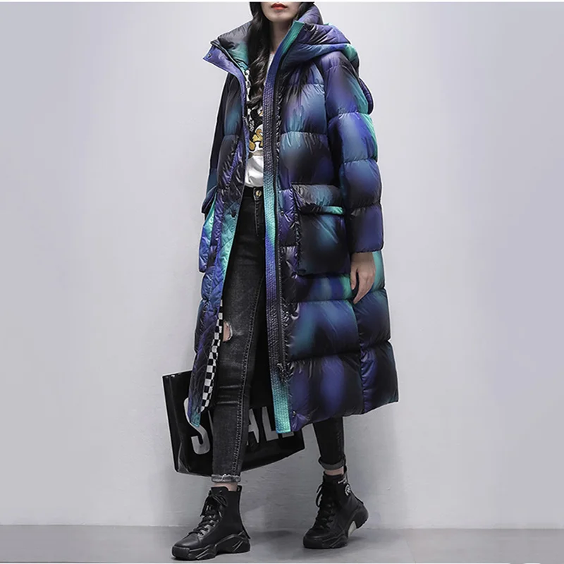 

Женская длинная куртка на белом утином пуху, с капюшоном