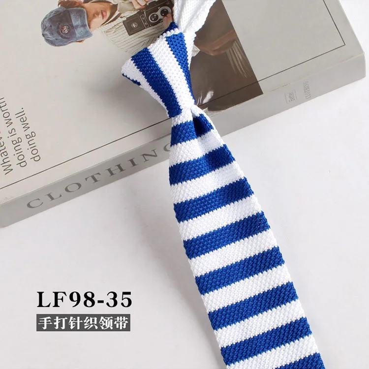 Narrow Striped Knitted Necktie for Men - Retro Korean Style Casual Cravat Accessory