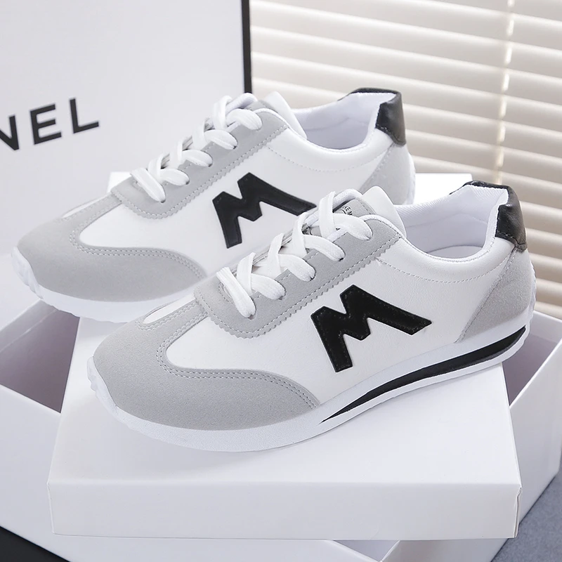 Seasonal New Women Flat Sole Single Shoes Oversized Casual Sports Shoes Running Tennis Low Top Lace Up Women Shoes 4