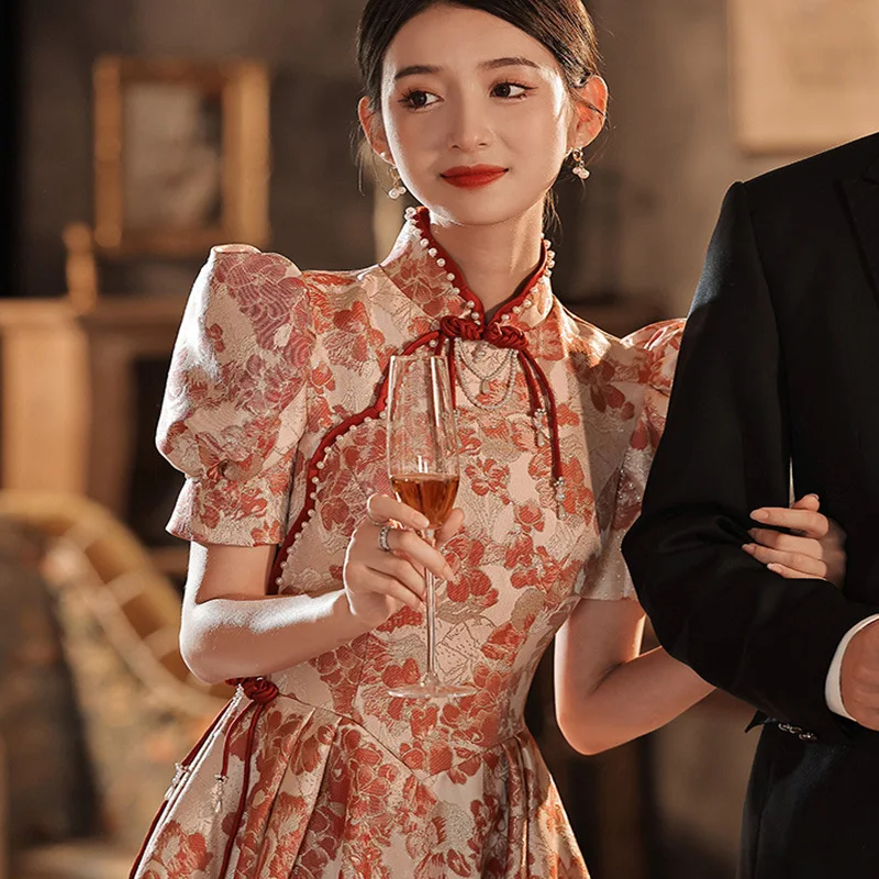 

Elegant Beaded Mandarin Collar Puff Sleeve Back Banding Gowns Party Banquet Female Stage Show Dresses Cheongsam