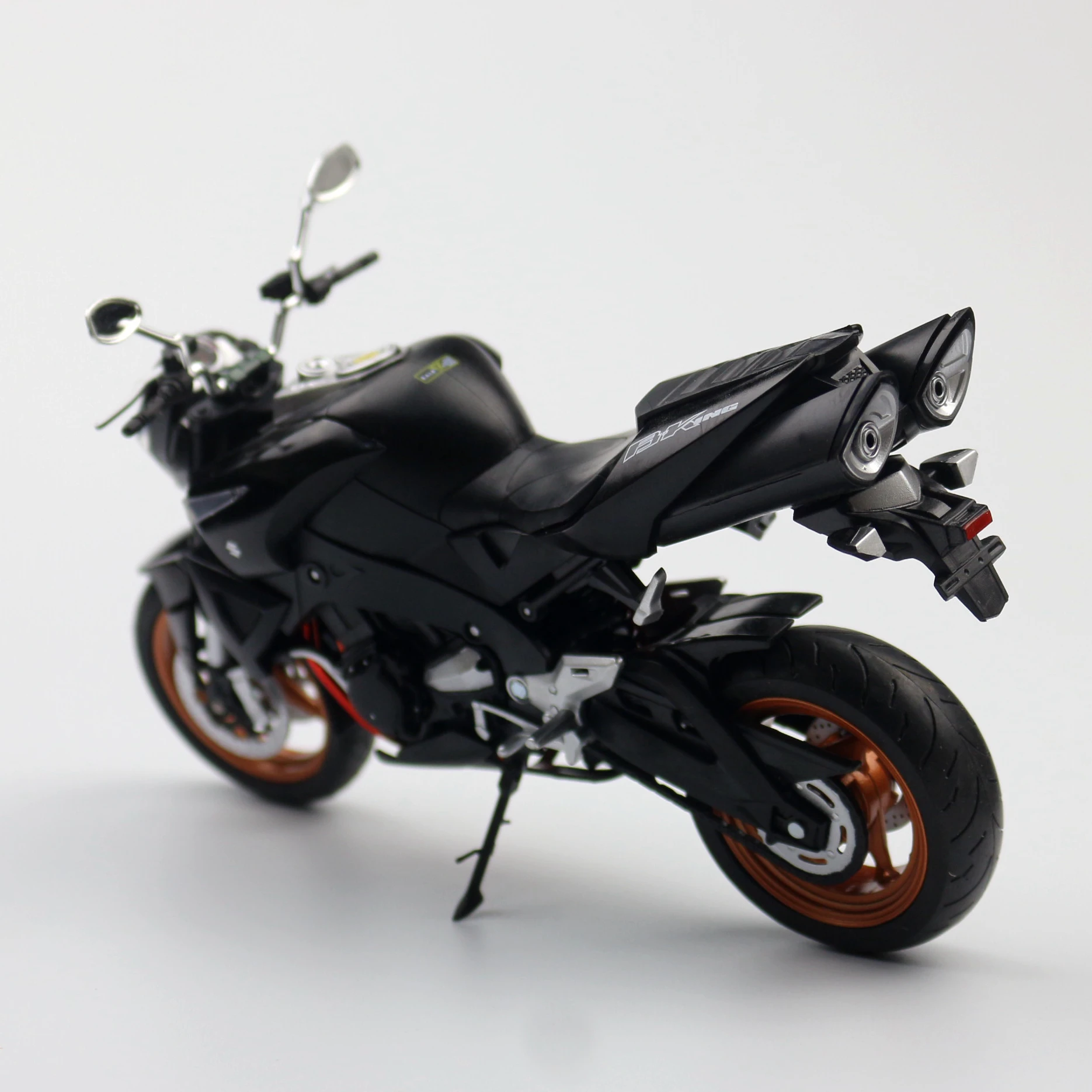 1/12 Suzuki B-King Yarış Motosikleti Diecast Model Alaşım Döküm Model Araba