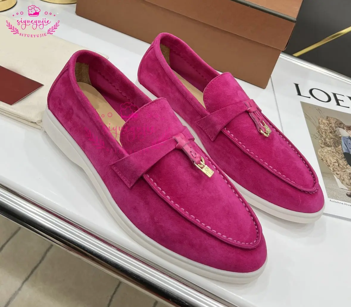 

Genuine Leather Nude Suede Flat Shoes Slip On Women Loafers Summer Walk Moccasin Metal Lock Tassel Soft Sole Mules Causal Shoes