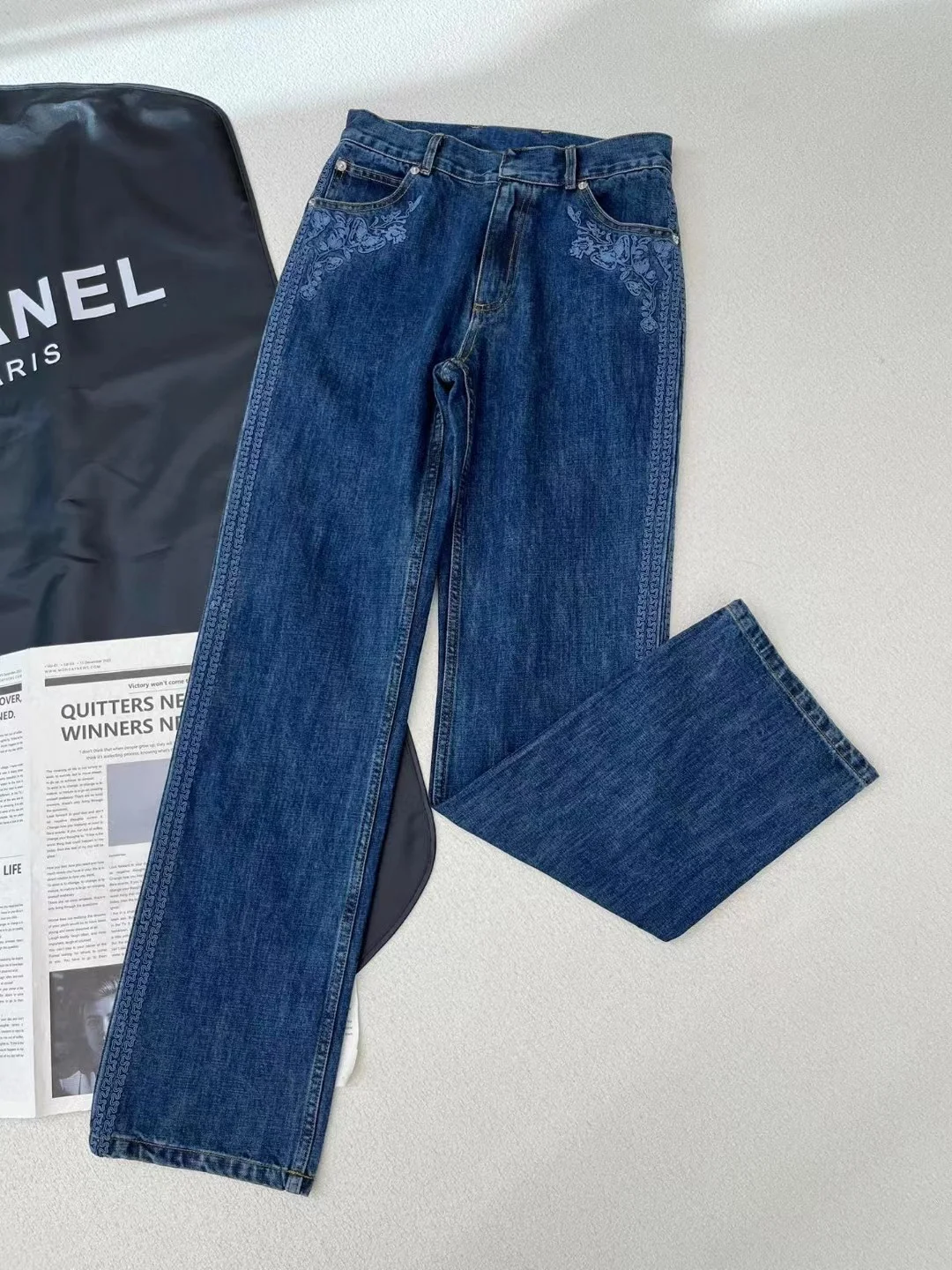 

2024 early spring new fashionable classic straight leg jeans