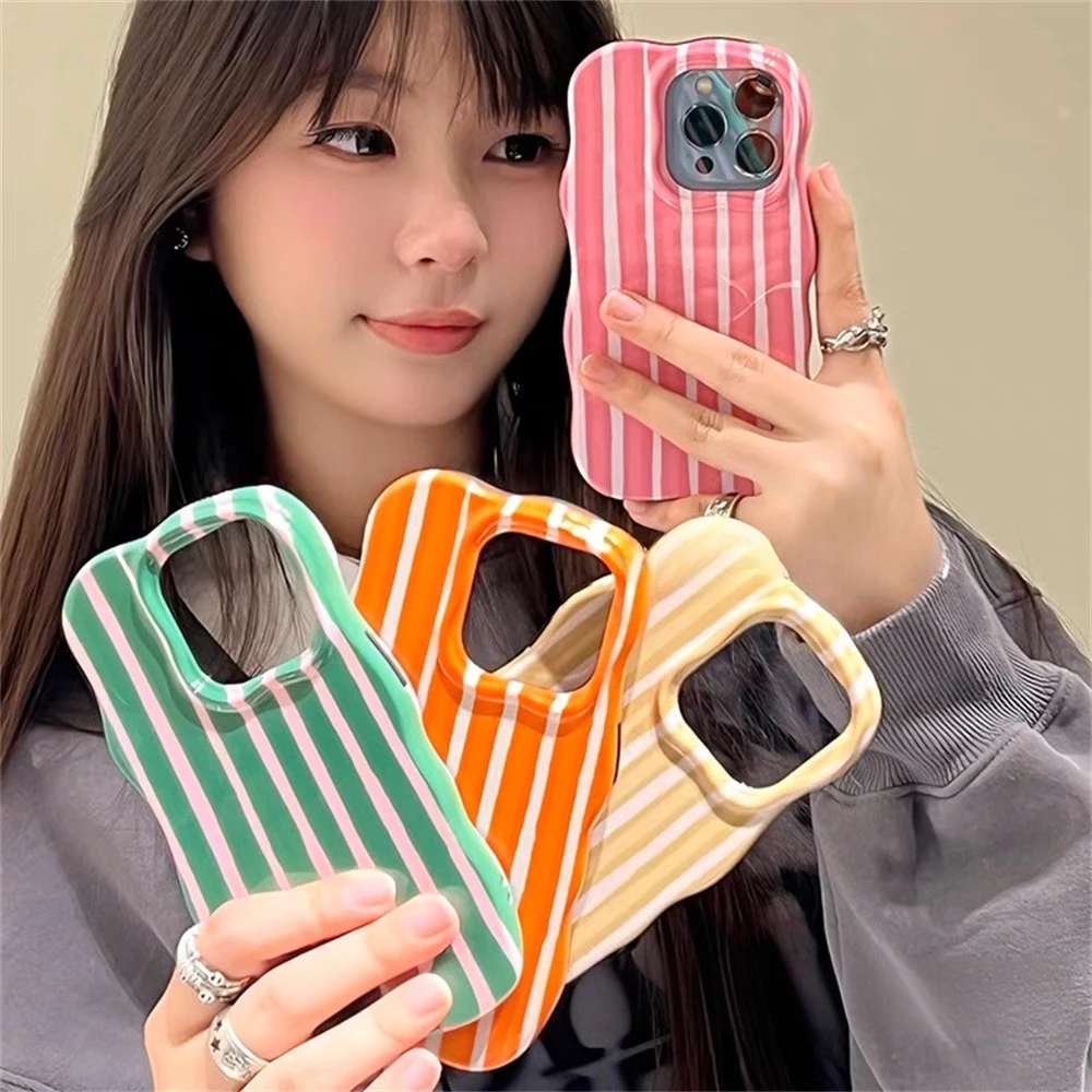 Fashionable Glossy Striped Phone Case with Wave Edge Design