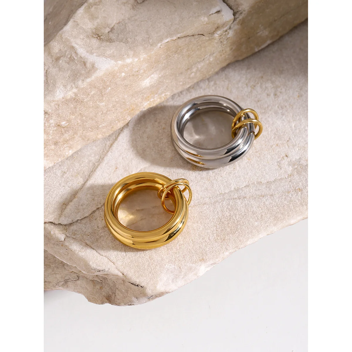Stainless Steel PVD 18K Gold Plated Tarnish WaterproofLinked Ring For Woman Jewelry Wholesale INS