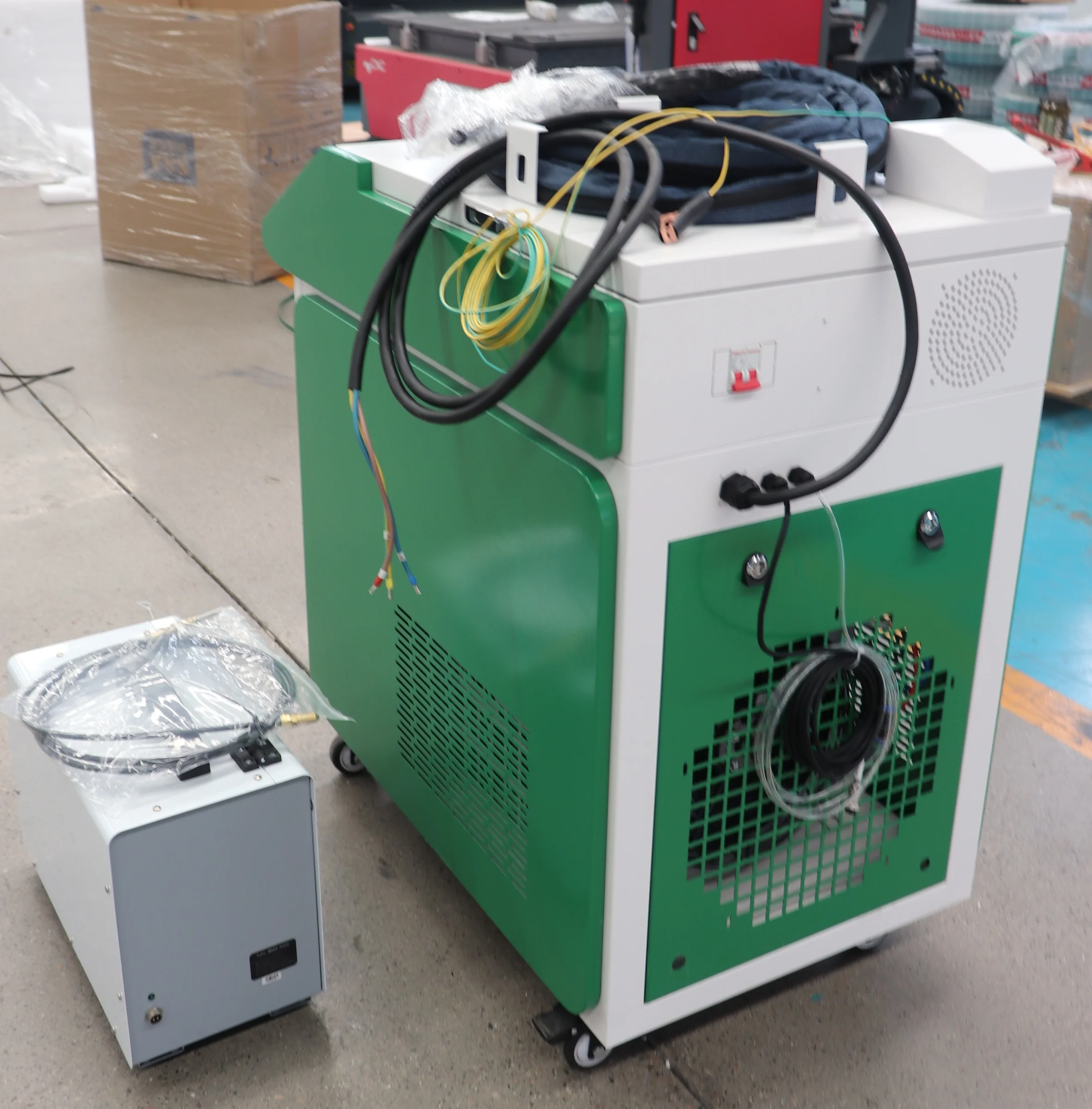 Fiber Laser Welding Machine 3 in 1 Welding Cutting Cleaning for Stainless Steel Metal S&A water chiller 380V