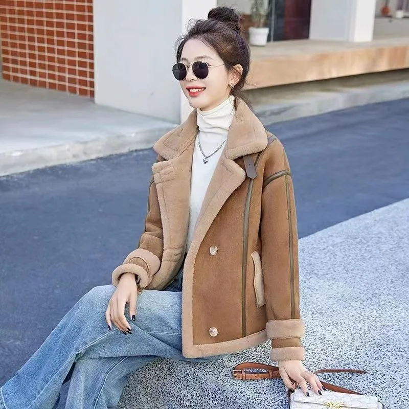 Рисунок 5 - Кожаное интегрированное пальто из овечьей шерсти