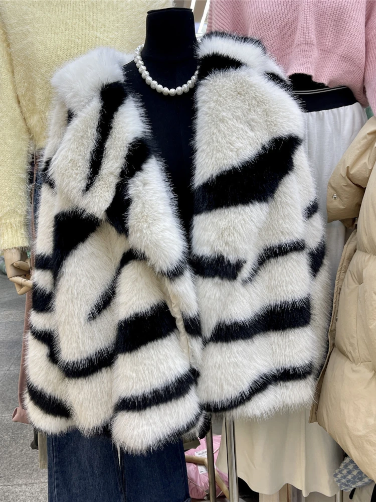Winter Vintage Lapel Zebra Fur Coat Thick Warm Faux Fur Tops Fashion High Street Short Outerwear Full Sleeve Jacktes for Women