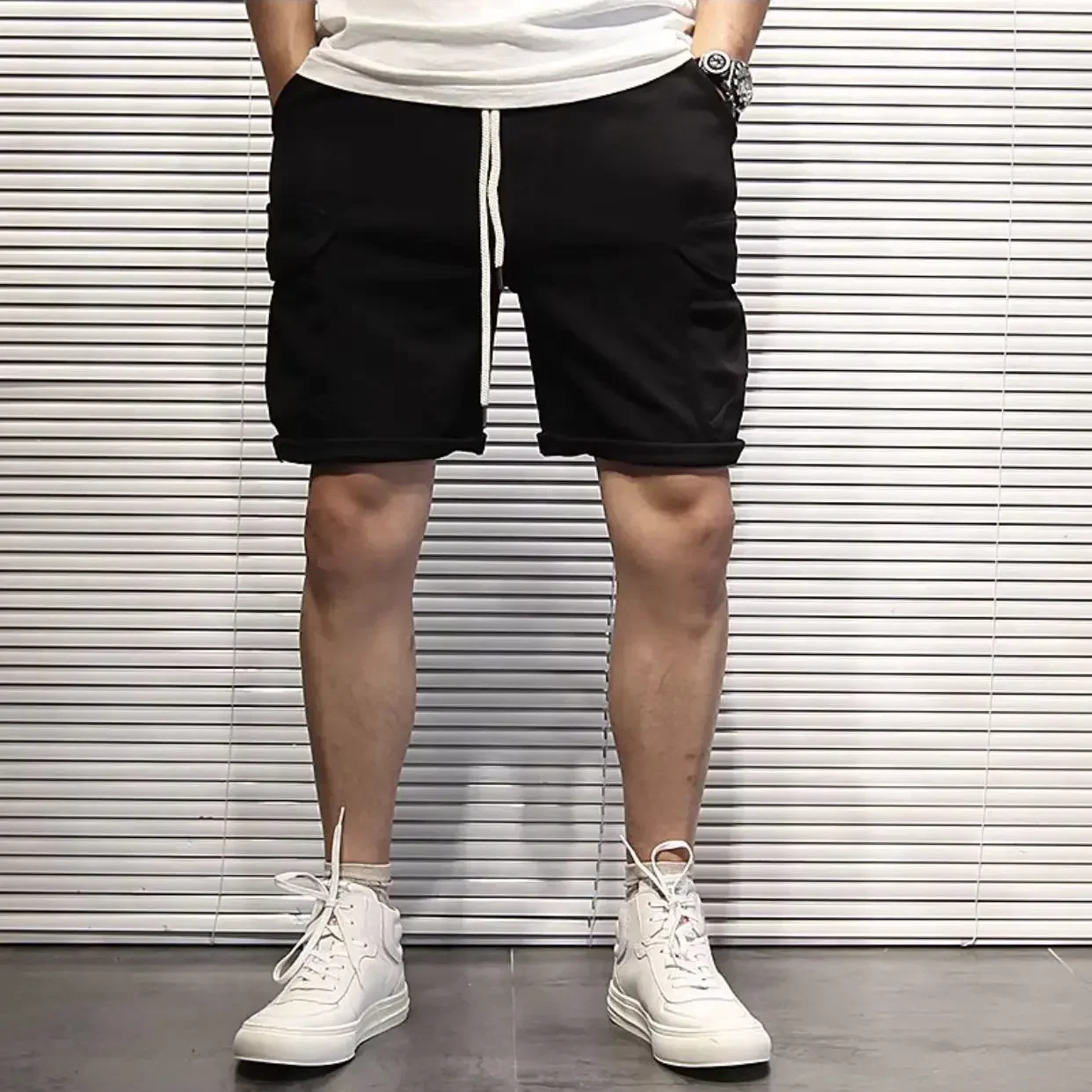 thumbnail image 1 of Pantalones cortos bermudas para hombre con cordón de ajuste Pantalones cortos cargo para hombre color caqui cintura elástica sólida verano Y2k algodón nuevo en ropa de calle ancho, 1 of 5