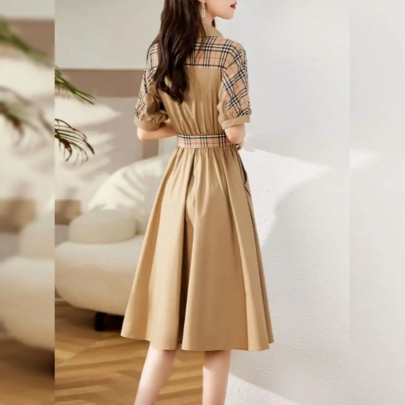 2023 Spring/Summer Korean Edition New Fashion Checker Panel Dress POLO Collar Waist Waist Slim Mid Length Dress