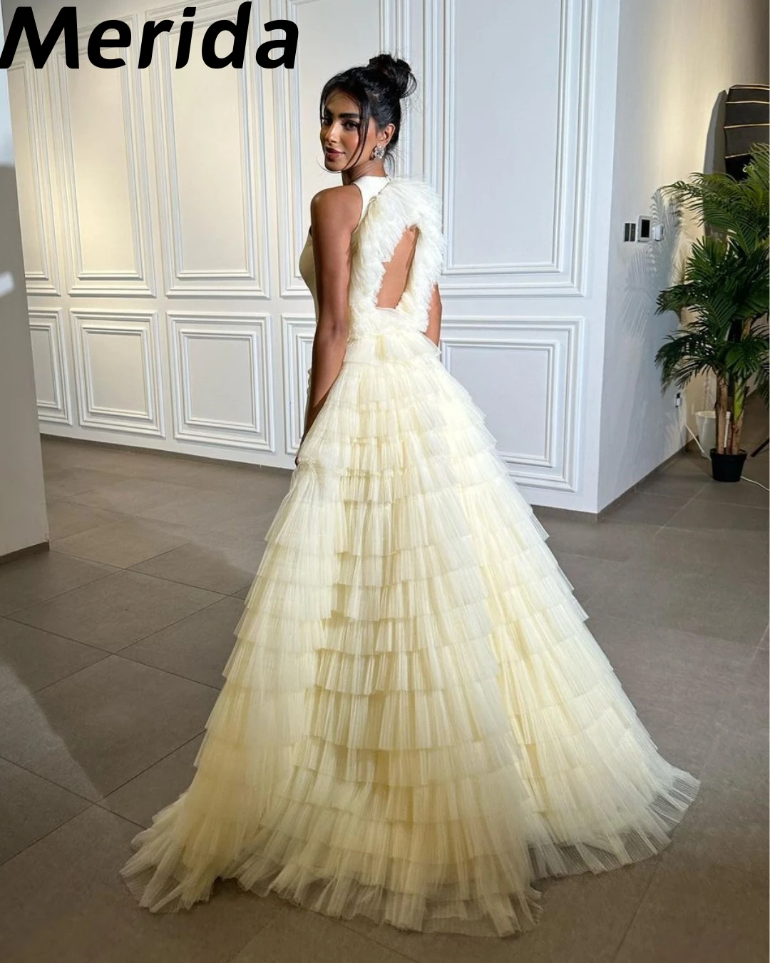 

Backless Tiered Noble Prom Dresses 2023 Arabia Design Sleeveless Floor-length Evening Dresses Vestidos de فساتين مناسبة رسمية