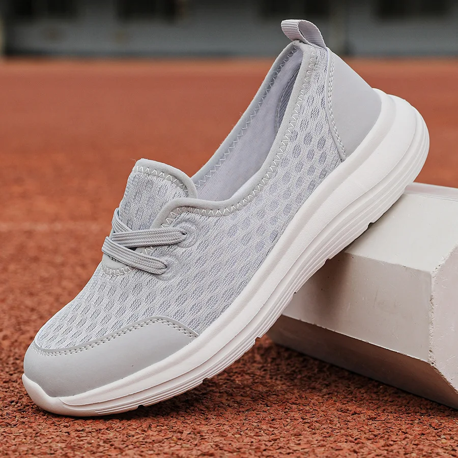 Shoes Woman 2024 Trend Summer Casual Mesh Light Soft Lazy Silp On Breathable Women Sneakers Flats Platform Sport Ladies Trainers
