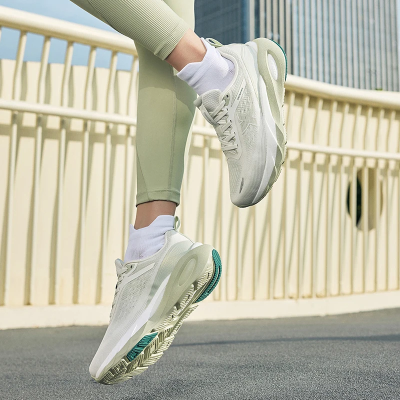 Xtep Lingbu 2.0 Running Shoes Female 2025 Spring ACE Support