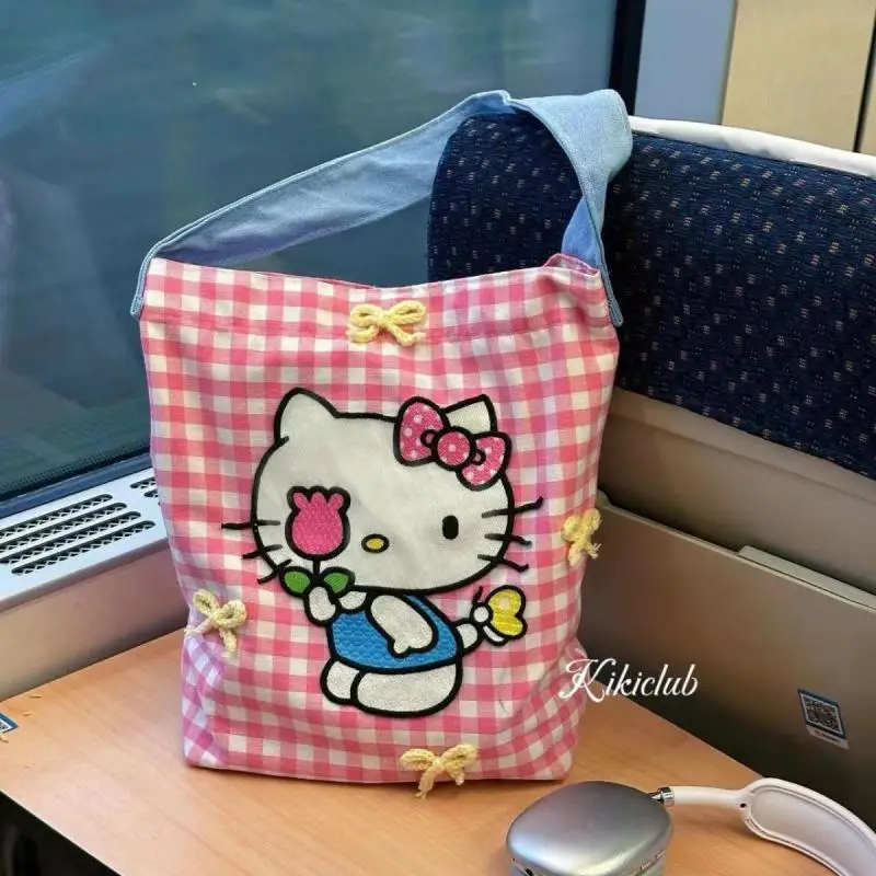 

Новинка, милая Холщовая Сумка через плечо Sanrio HelloKitty, Большая вместительная сумка в клетку, сумка под подмышку, Ins, аниме игрушки для девочек
