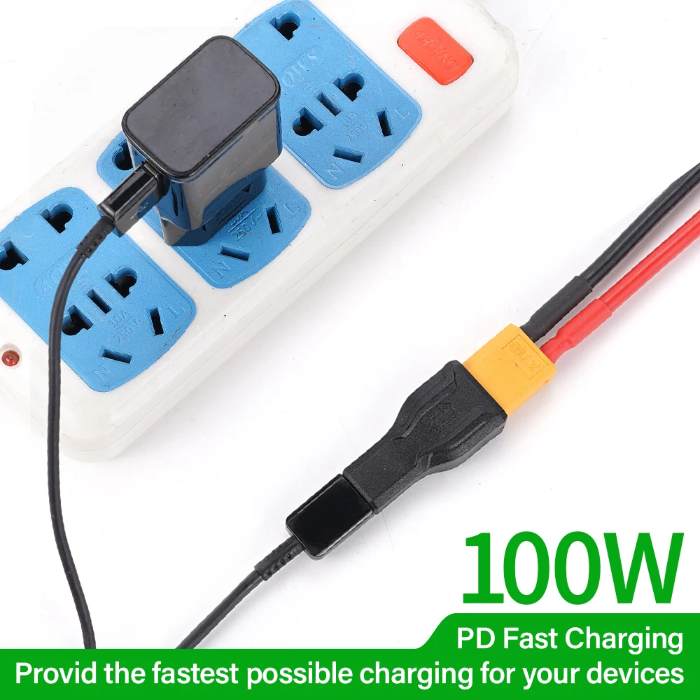 Adaptateur USB-C vers XT60 100W pour drone batterie, panneau solaire, boîtier en PVC, connecteurs dorés.