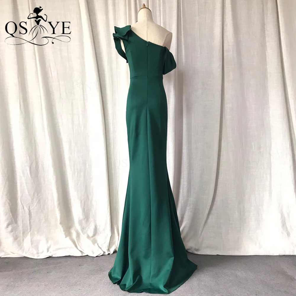 One side off shoulder evening gown, Women's Fashion, Dresses & Sets,  Evening Dresses & Gowns on Carousell