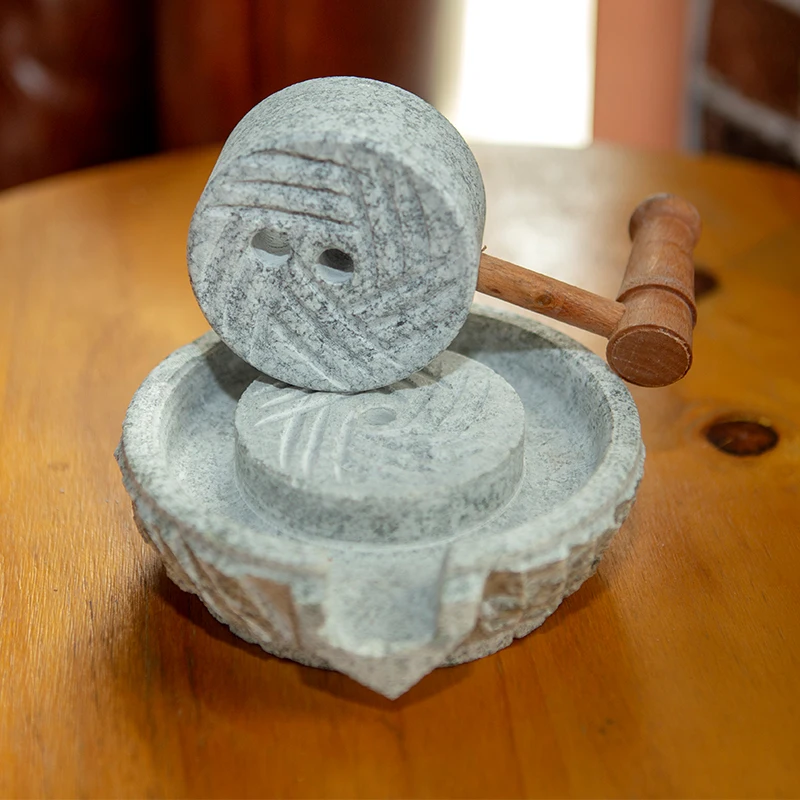 

Natural ornamental small stone mill, home decoration, small ornaments, creative gifts, nostalgic grinding plates, ornaments