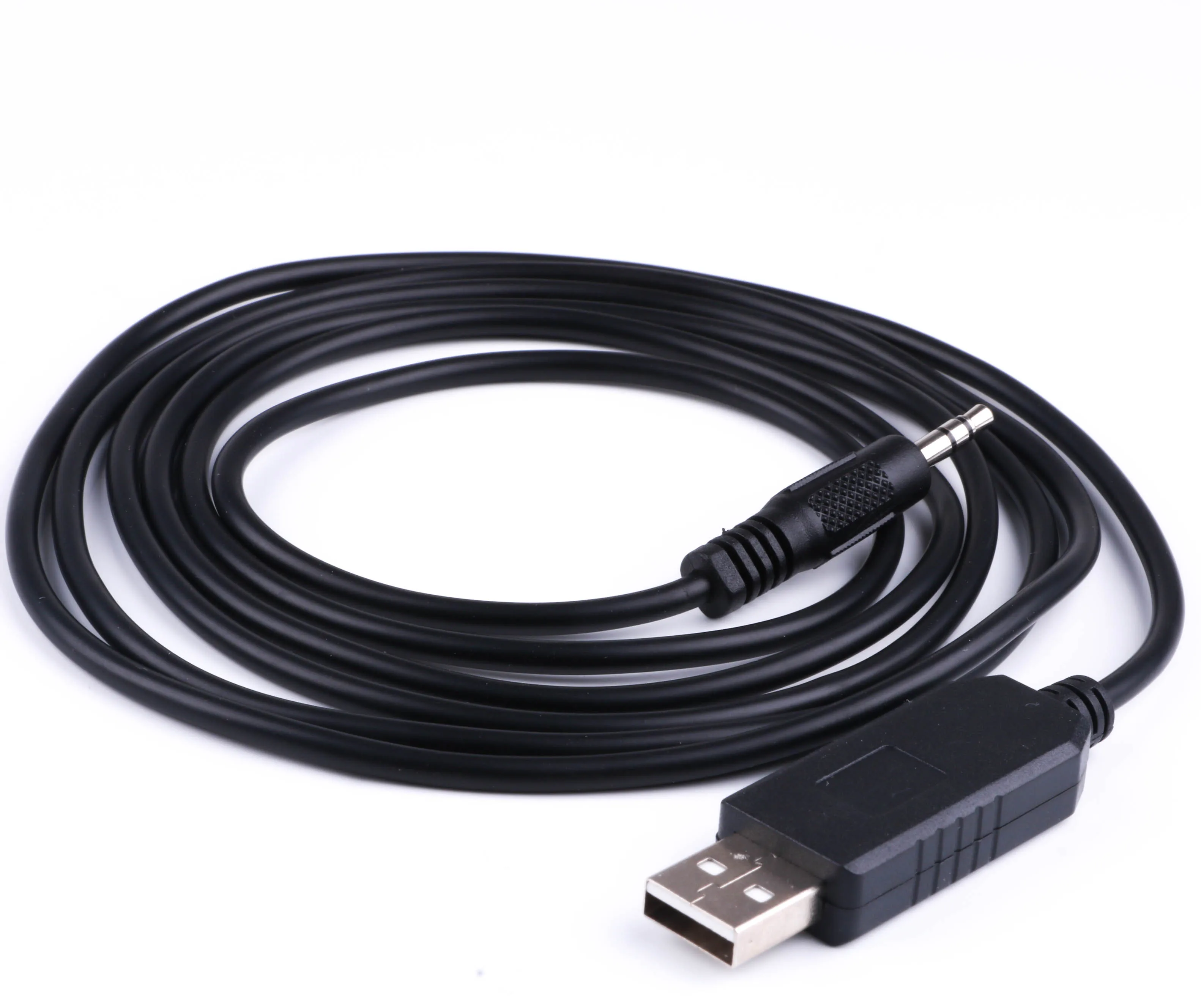 

Кабель-переходник с USB на 3,5 мм