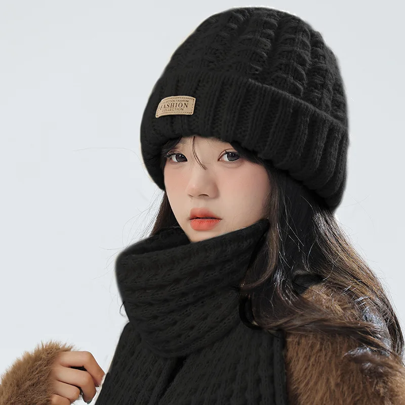 Knitted Hat Scarf Two-Piece Suit Women's Winter Warm Neck Guard Face Showing Face Small Wild Beanie