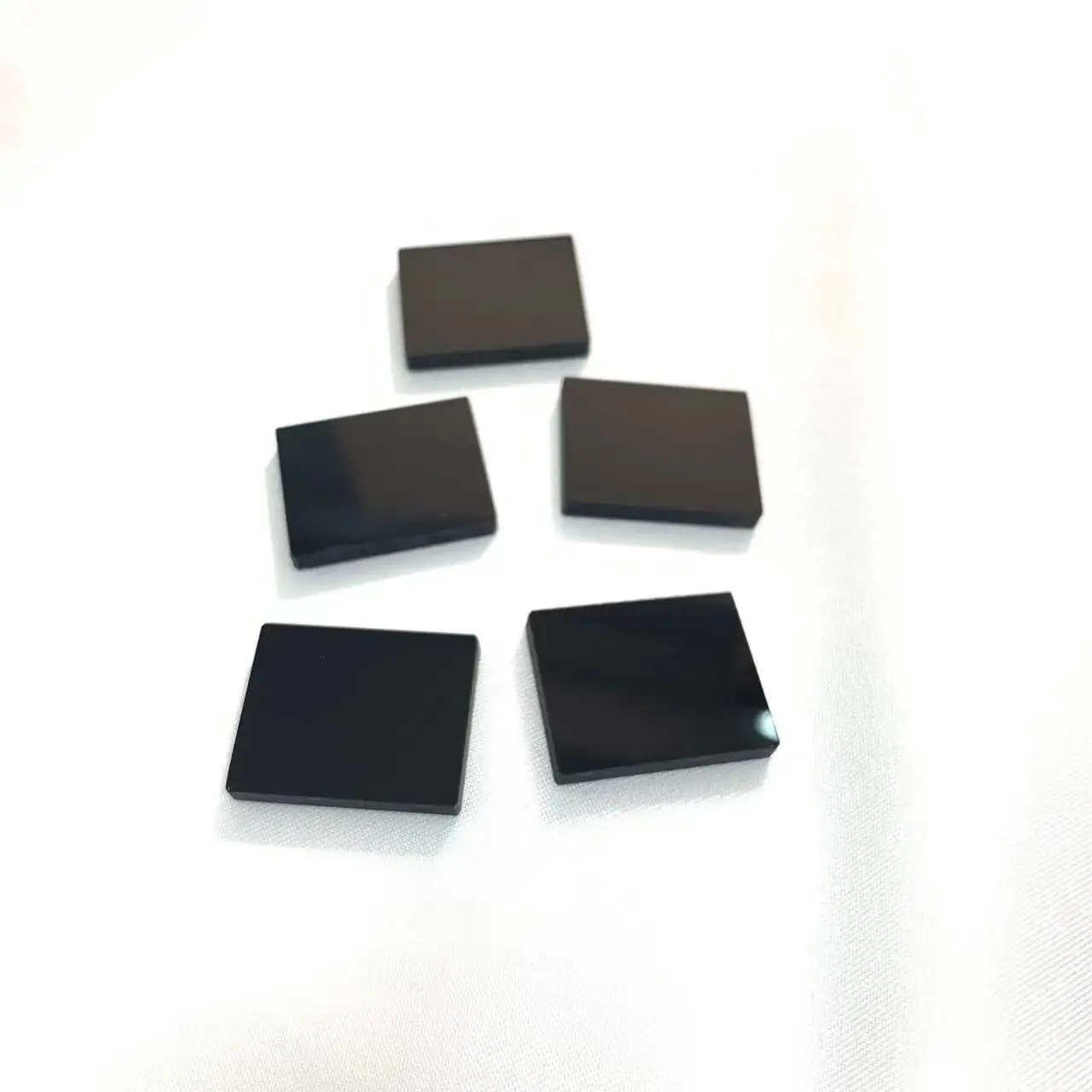 10Pcs 총 크기 19.22x26.6x1.2mm 720nm 검정색 IR 롱 패스 필터 유리..