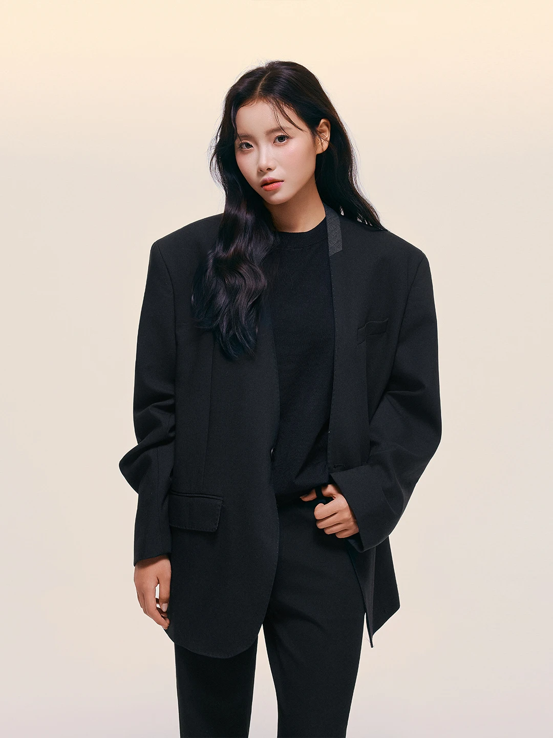새로운 중국풍 미적 감각의 블랙 무지 남성 재킷, 루즈핏 고급 한국 스타일 캐주얼 수트, 가을 패션 도시적인 주름 방지