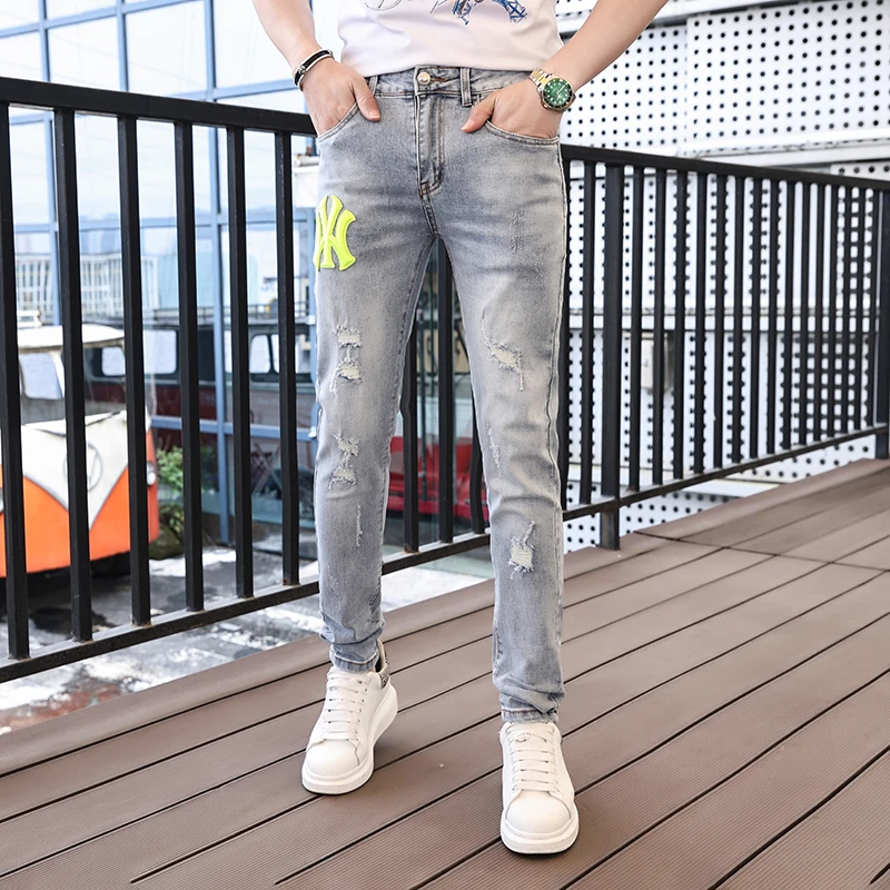 

2024 New hop jeans broken slim tight elastic jeans high quality youth light blue pants streetwear men's pants