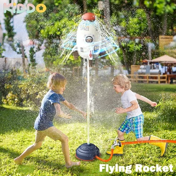 Space Jet Sprinkler Water Toy 1