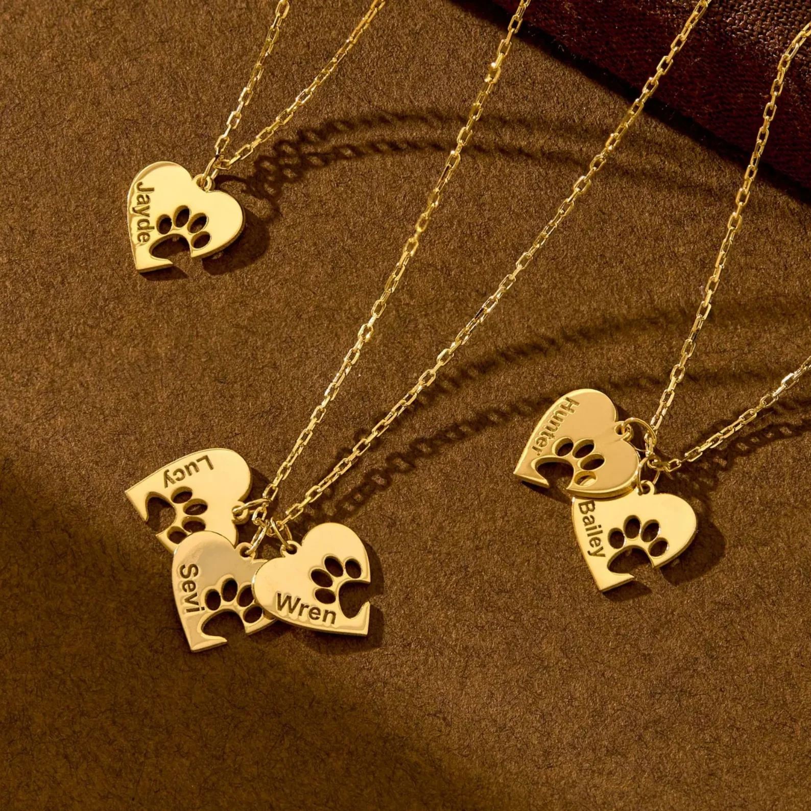 Jeshayuan Paw Print 이름 목걸이 하트 맞춤형 Paw Print 목걸이 개 Paw Letter 목걸이 그녀를위한 애완 동물 기념 선물