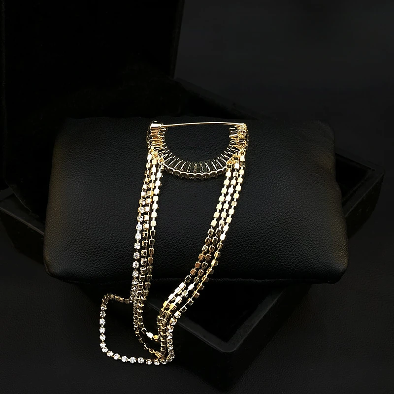 953 Fashion Rhinestone Brooch Women Semicircle Tassel Sweater Pins Exquisite Coat Suit Neckline Accessories Dress Jewelry Gifts