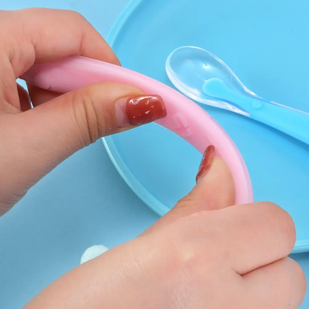 Baby Feeding Spoons 2PCS Set - Soft Silicone & PP Plastic Head - Safe for 6-24M+ Pink Blue Spoons Gift Box