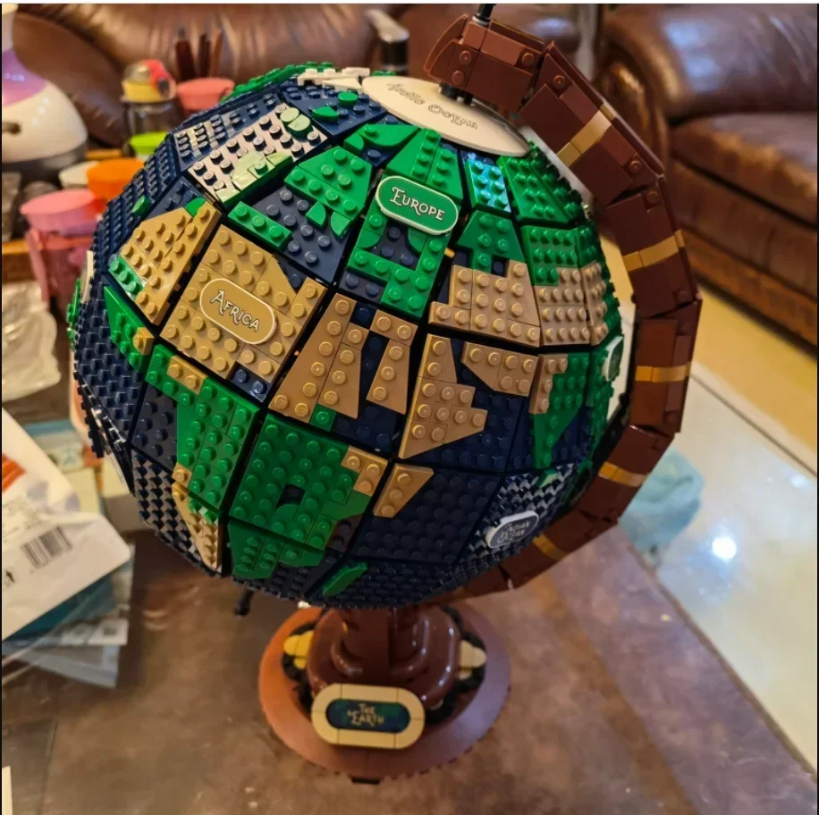 NEW  2585PCS Compatible 21332 Ideas Globe Map Model Building Blocks Bricks Technical MOC Puzzle Bricks Toys for Children Gift 2