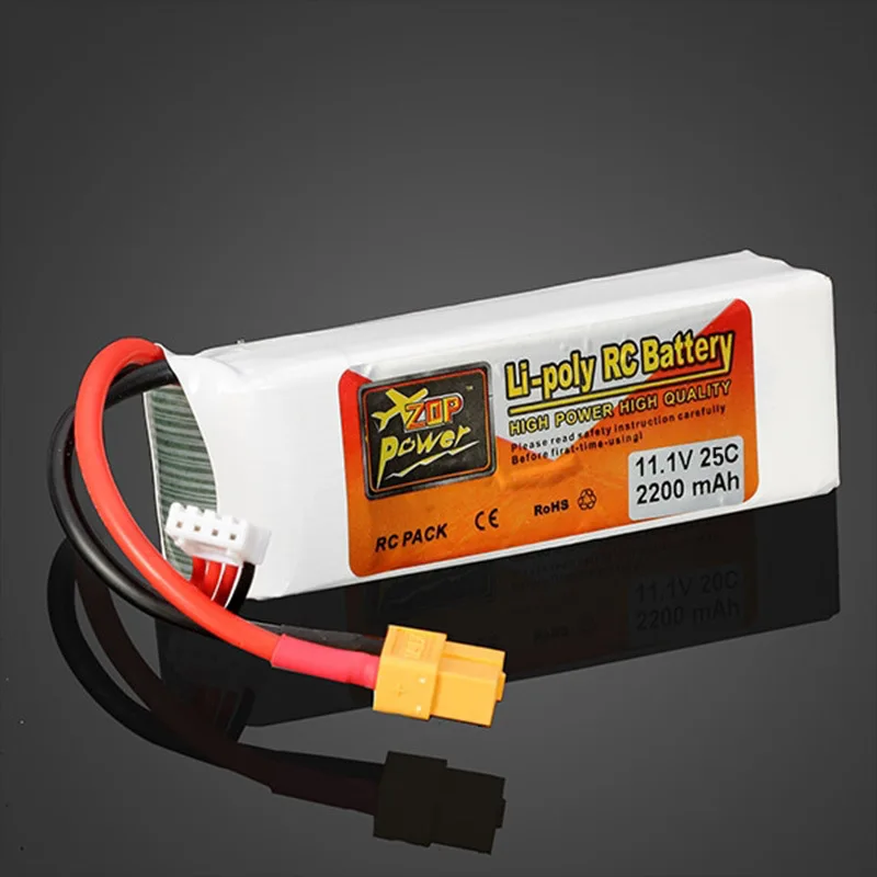Batterie LiPo Rechargeable 11.1V 2200mAh 25C tenue dans une main pour échelle