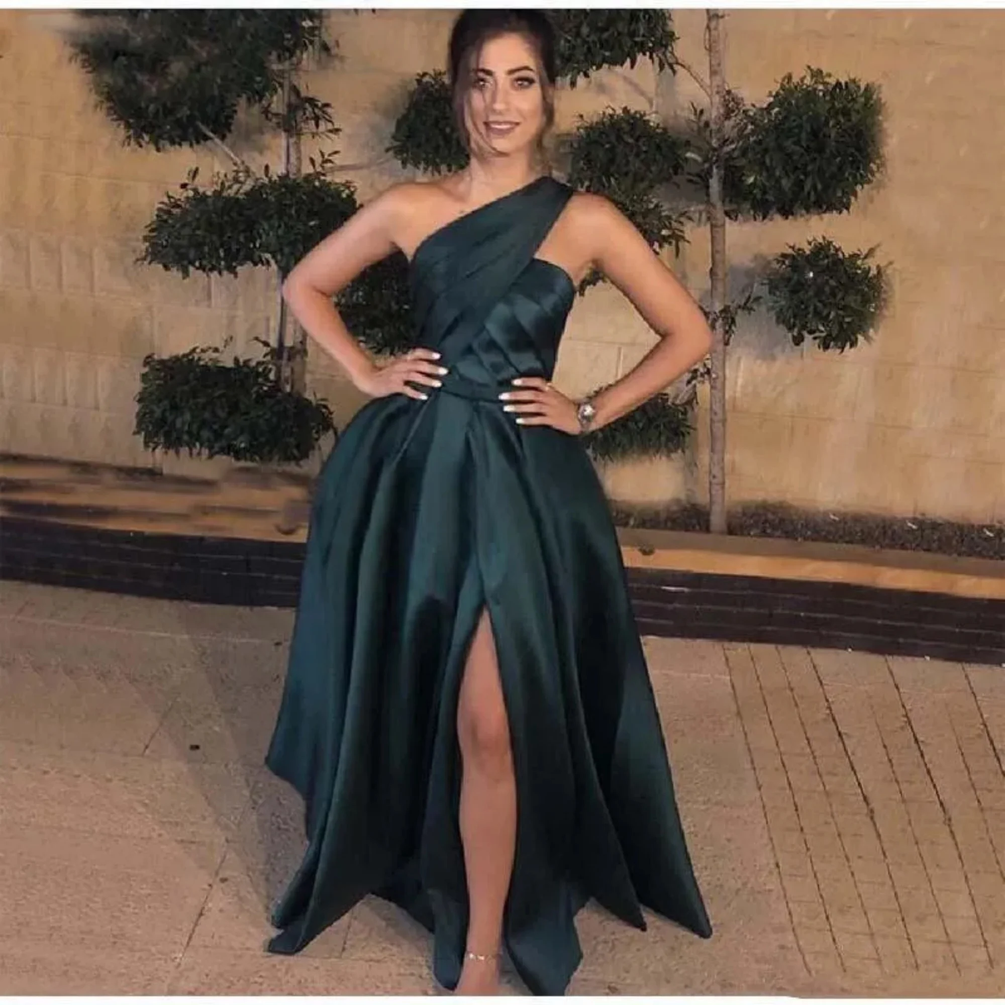 

Green Side Slit Sexy Prom Dress