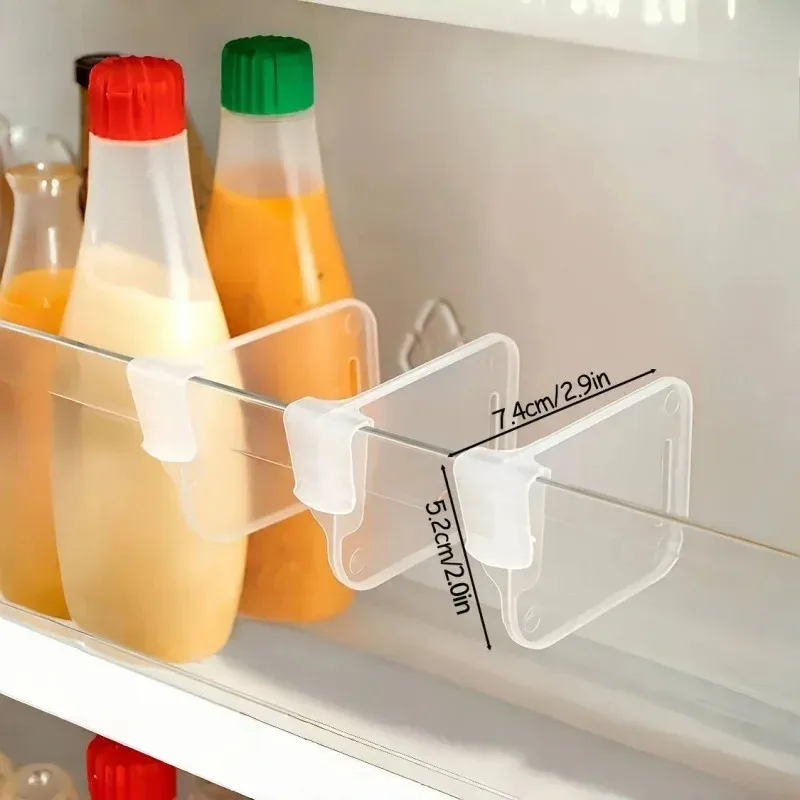 The Storage Partition of The Household Refrigerator Can Be Adjusted To Separate Bottles and Cans, Making Storage Convenient