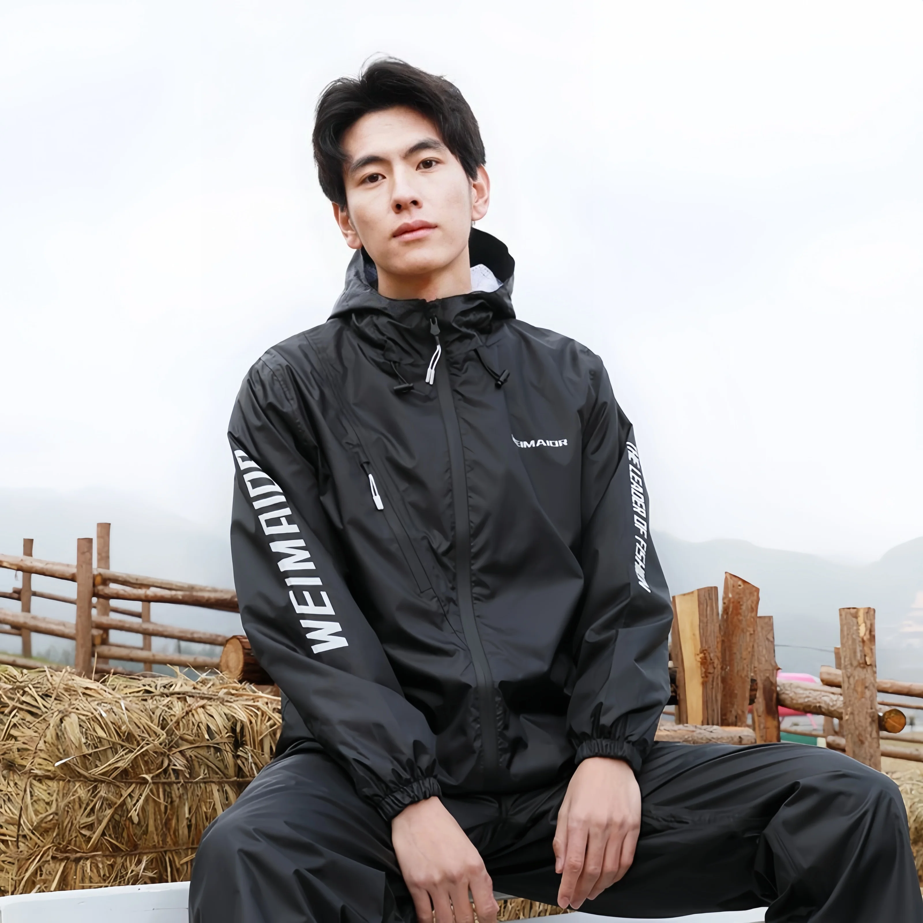 2025 Summer Ultra-thin Breathable Raincoat Rainpants Set