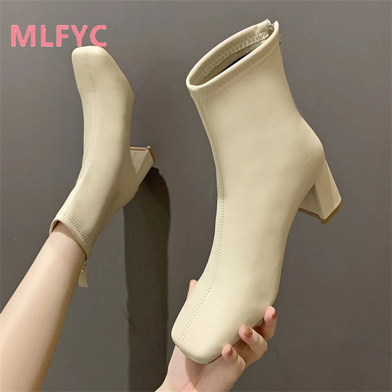 Autumn and Winter New female Large Short Boots High Heel Back Zipper Mid Sleeve Fashion Boots 2023 Warm Women's Boots