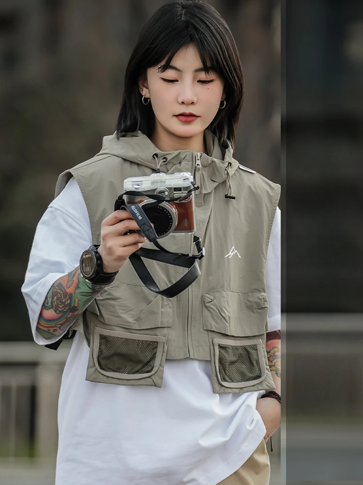 トップス Carol vest Women Vests Summer Hooded Functional Techwear All-match