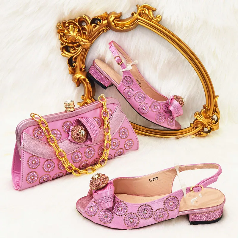 

Wonderful Pink Women Shoes Match Purse With Rhinestones Decoration African Dressing Pumps And Bag Set CR802,Heel 3CM