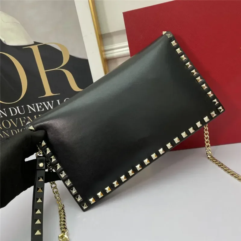 

Cow Leather Large-capacity Handbag Business Leisure Envelope Bag 2024 New Rivet Leather Single-shoulder Cross-body Bag For Women