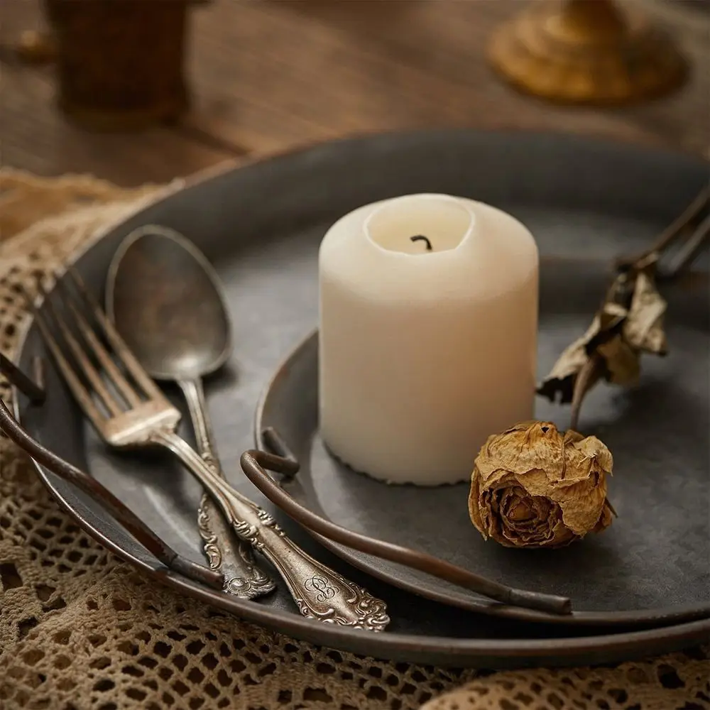 Retro Metal Plate With Handle Round Bread Trays Iron Craft Decorative Tray Storage Bread Serving Tray Home Decor