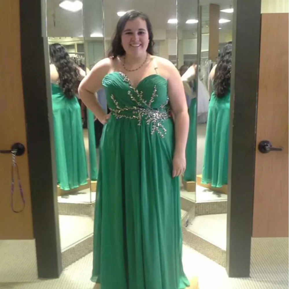 

Elegant Green Plus Size Evening Dress Sweetheart Beaded Chiffon Long Prom Gowns Appliques Custom Made Mother of the Bride Dress