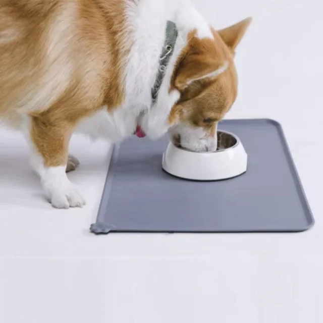 Silicone Pet Meal Mat Pet Waterproof and Anti Slip Cat Food Mat No Cleaning Required Puppy Feeding Bowl Mat Pet Accessories 4