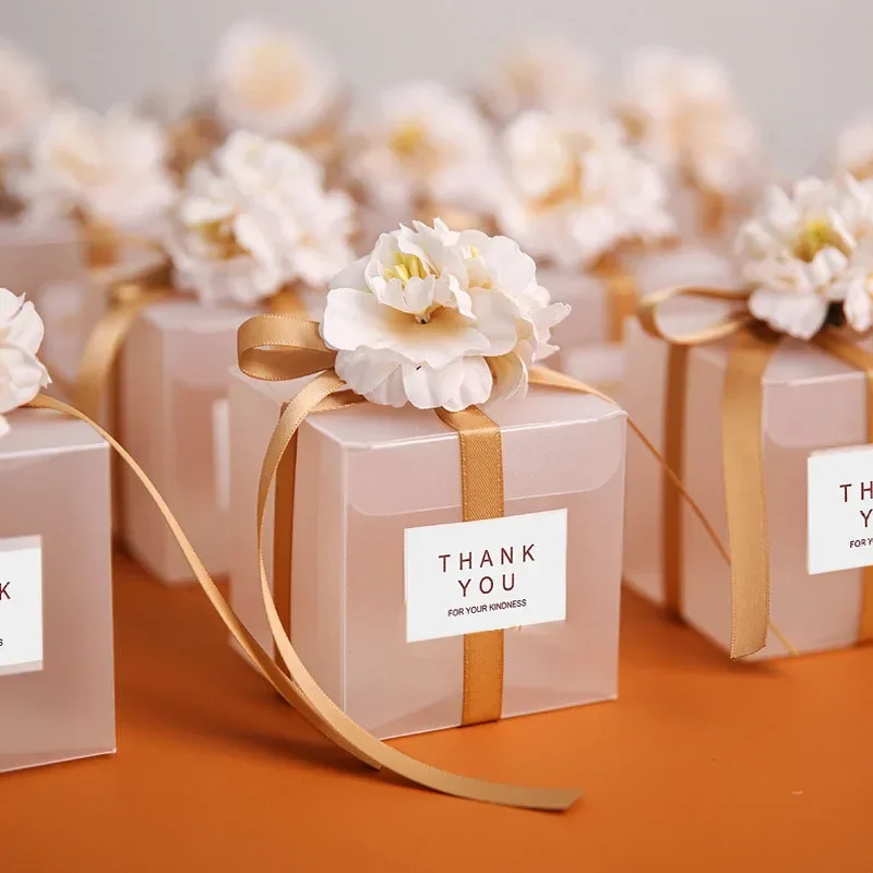 

10-50Pcs Wedding Transparent Gift Wedding Gift Box For Guest Wedding Bag Artificial Flower Ribbon Souvenir Dragees Matte Baptism